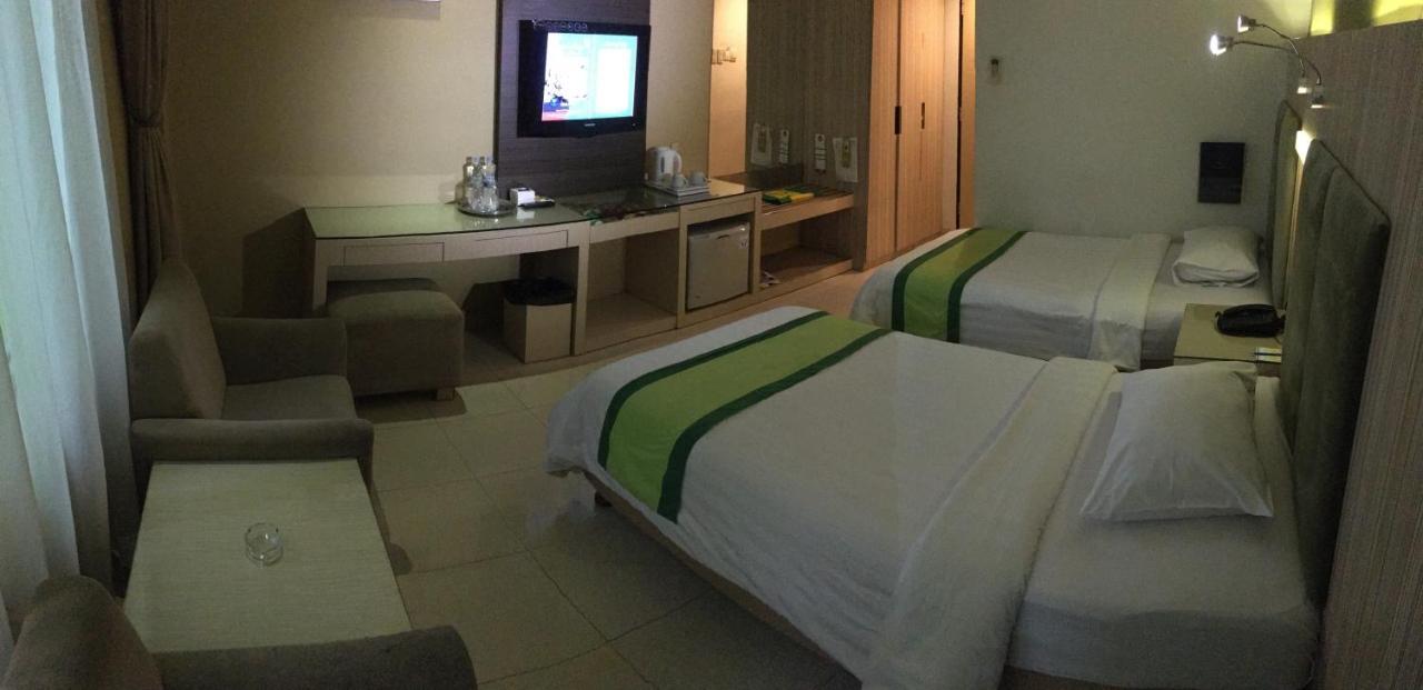 Hotel Wisata Niaga ปูร์โวเคอร์โต ภายนอก รูปภาพ