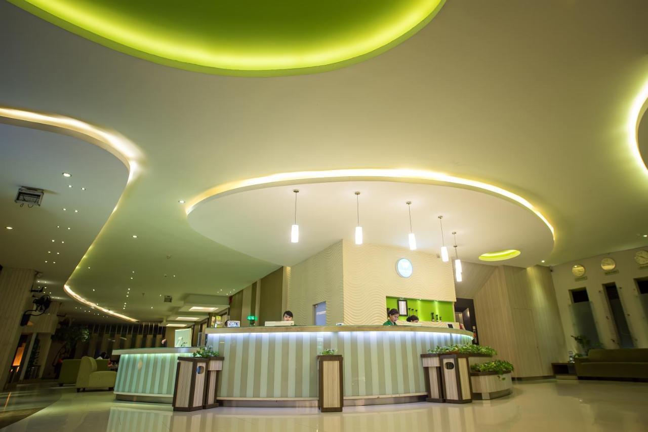 Hotel Wisata Niaga ปูร์โวเคอร์โต ภายนอก รูปภาพ